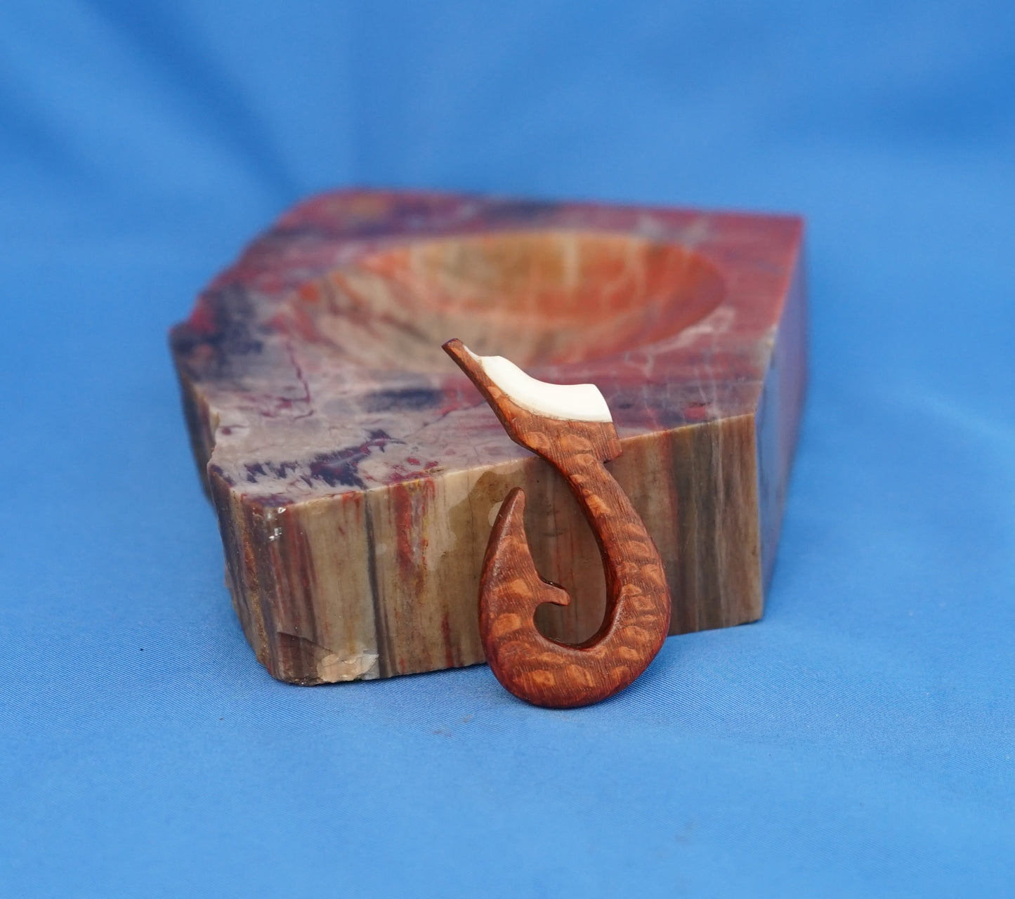 Maui’s Fish Hook Leopard Wood & Bone