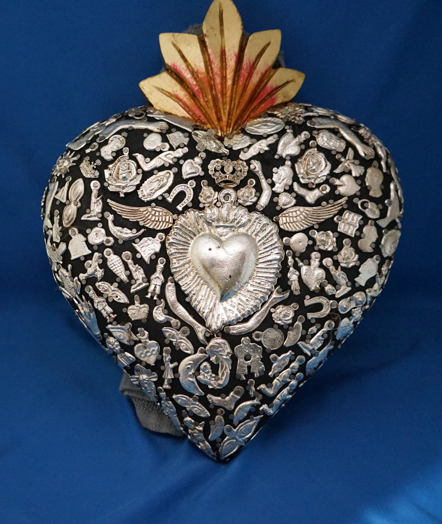 Huichol Milagro Heart