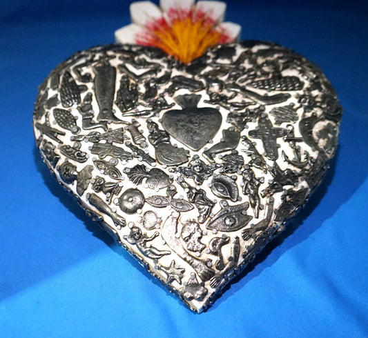 Huichol Milagro Heart